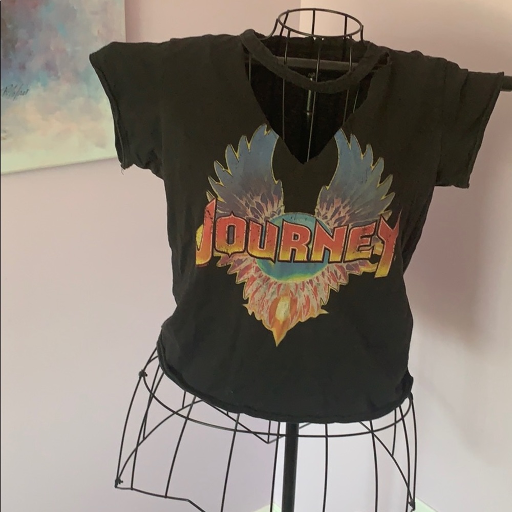 AMERICAN EAGLE Journey Tee w/ Choker